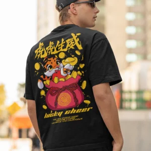 Camiseta Oversize Feline Fortune