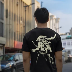 Camiseta Semioversize Ninja