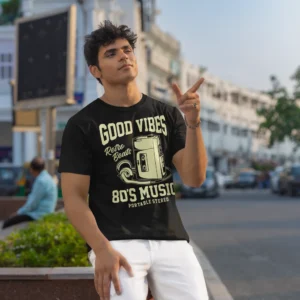 Camiseta Semioversize Good Vibes